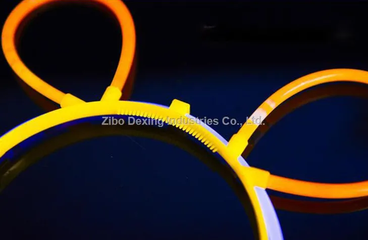 2018 hot products hairpin for kids glow in the dark headband sticks