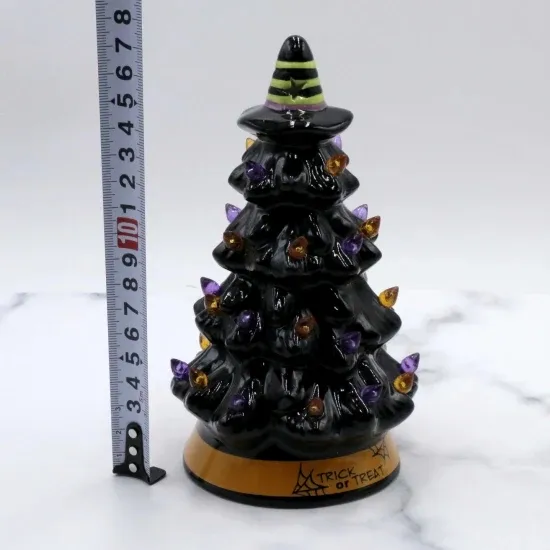 2021 New Christmas Decoration Hand-Painted Ceramic Hallowmas Home Decoration Gift with LED Light