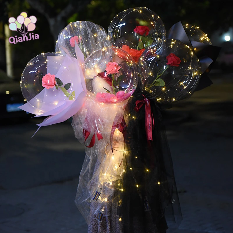 What Makes a Rose Bobo Balloon Bouquet a Unique Anniversary Gift