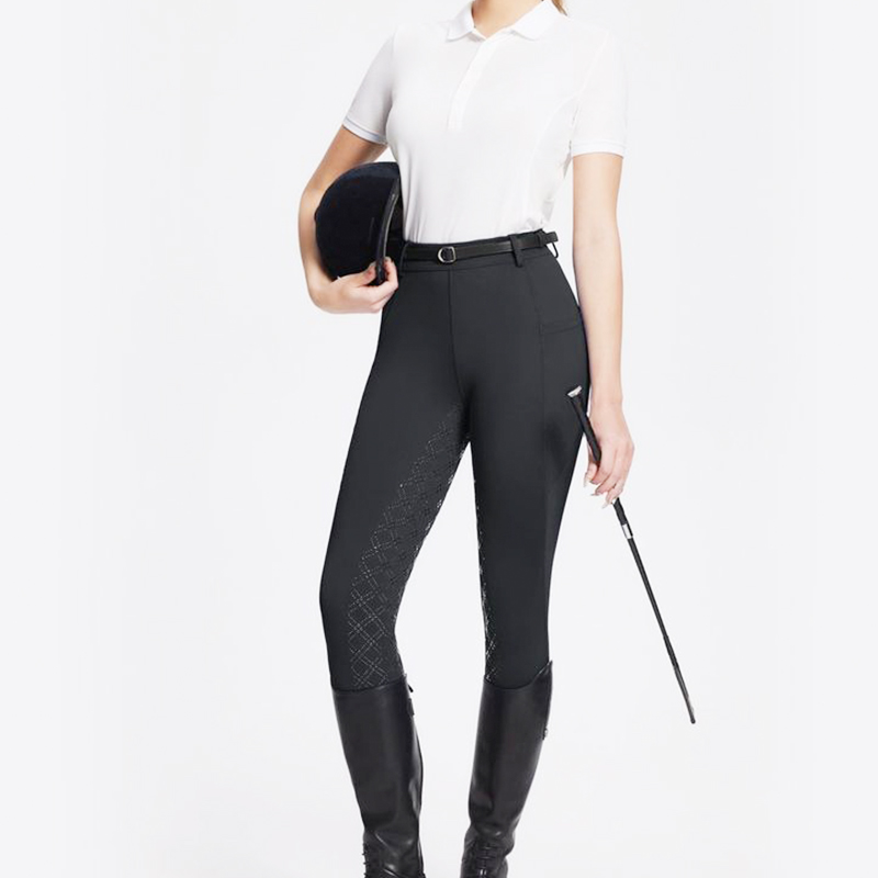 Best Horse Riding Wear for Comfort and Safety in Every Season