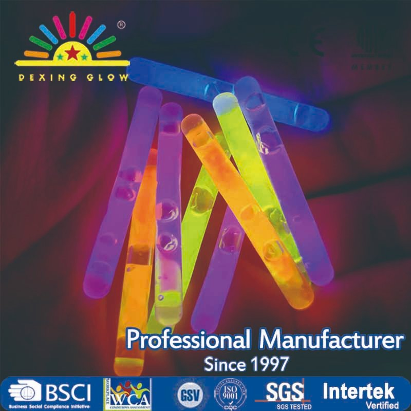 300PCS Glow Sticks Connectors Party Favors Bulk Glow in the dark