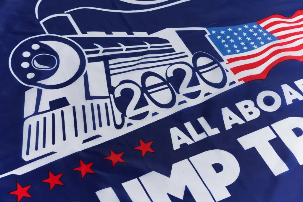 3X5FT 100% Polyester Trump Train Flags 2020 (B-NF05F03101)