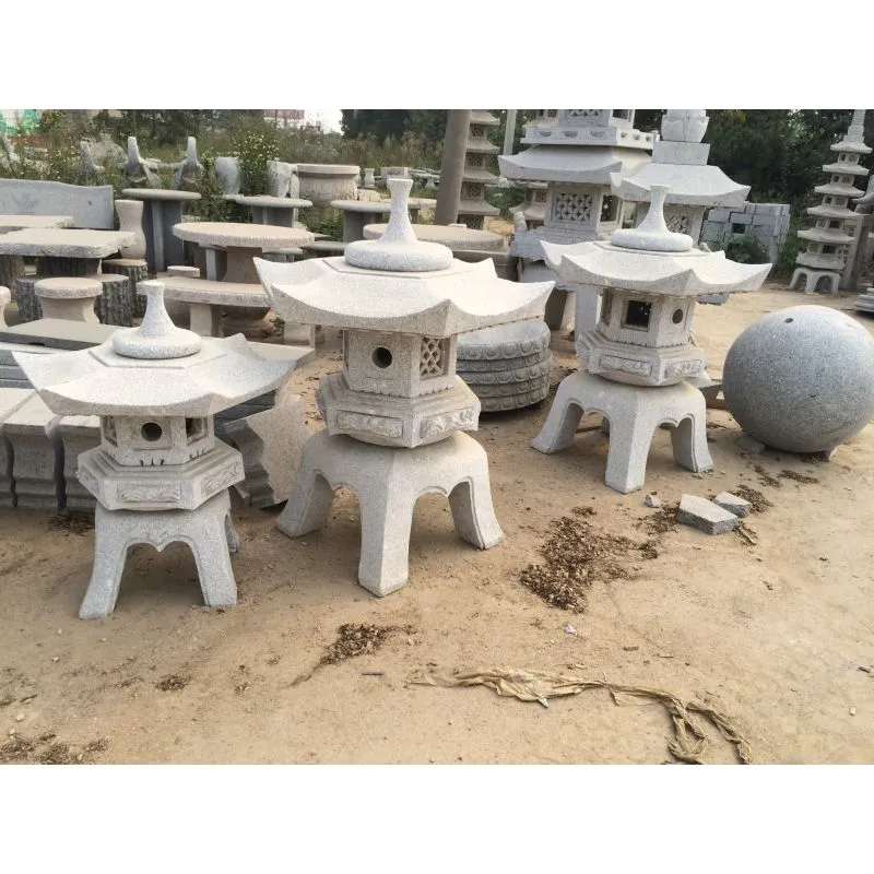 Boutique Japanese Lanterns High-Quality Garden Stone Lantern Rokkaku Yukimi for Sale