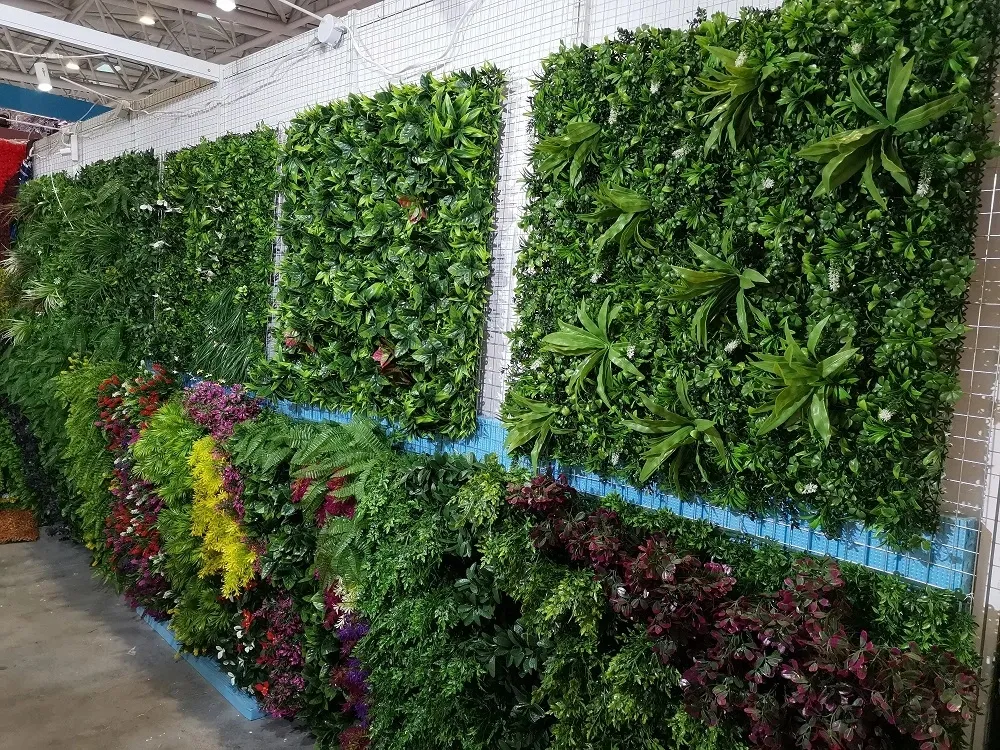 Home Garden Decorative DIY Wall Hanging Grass Plant Fence Foliage Green Wall Artificial Plants for Wall Decoration