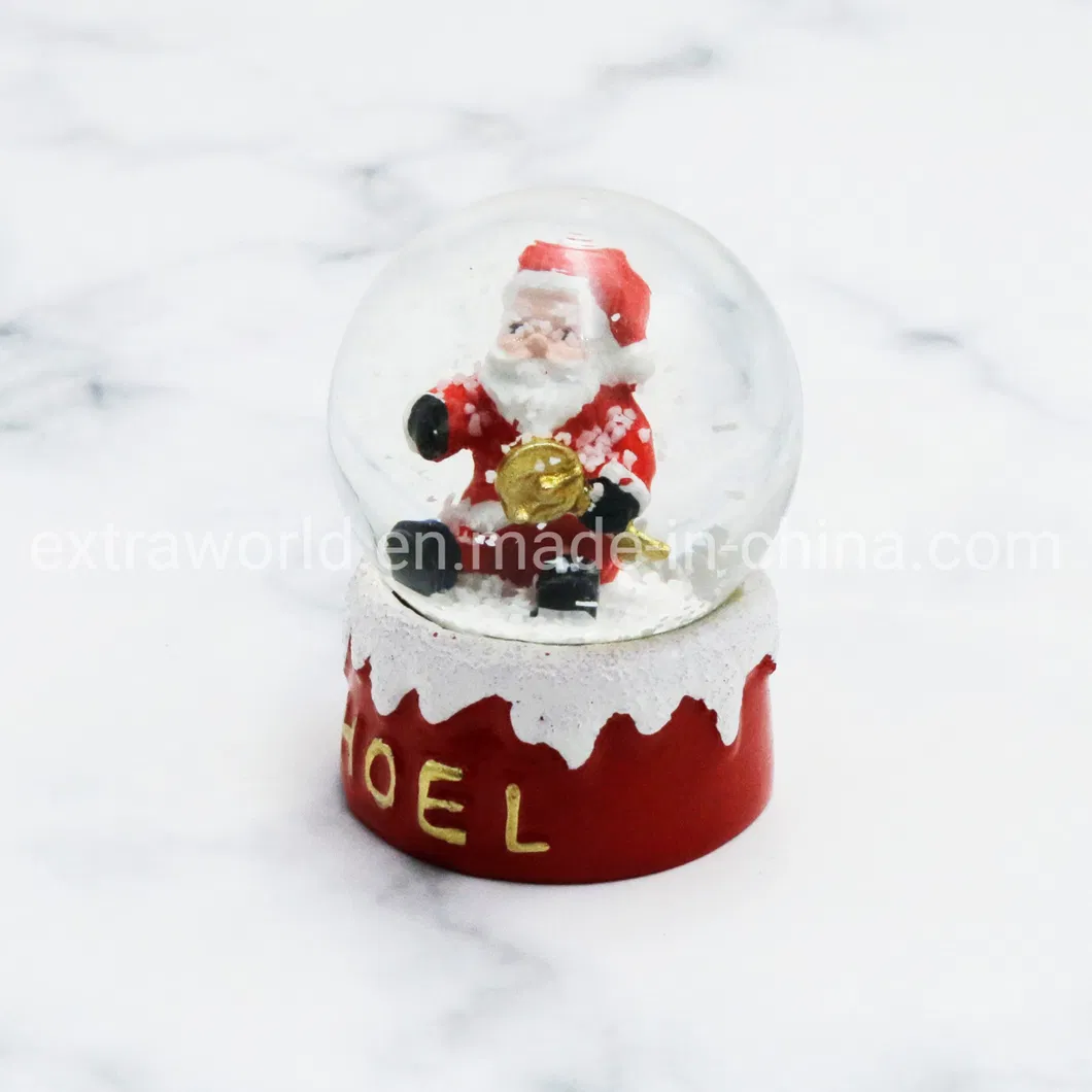 Hot Sale Christmas Resin Water Balls Santa′s Snowball for Xmas Decoration