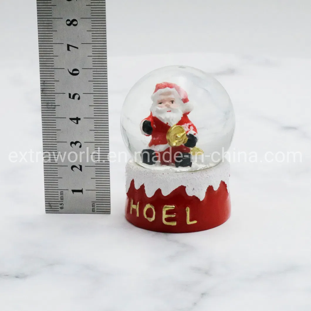 Hot Sale Christmas Resin Water Balls Santa′s Snowball for Xmas Decoration