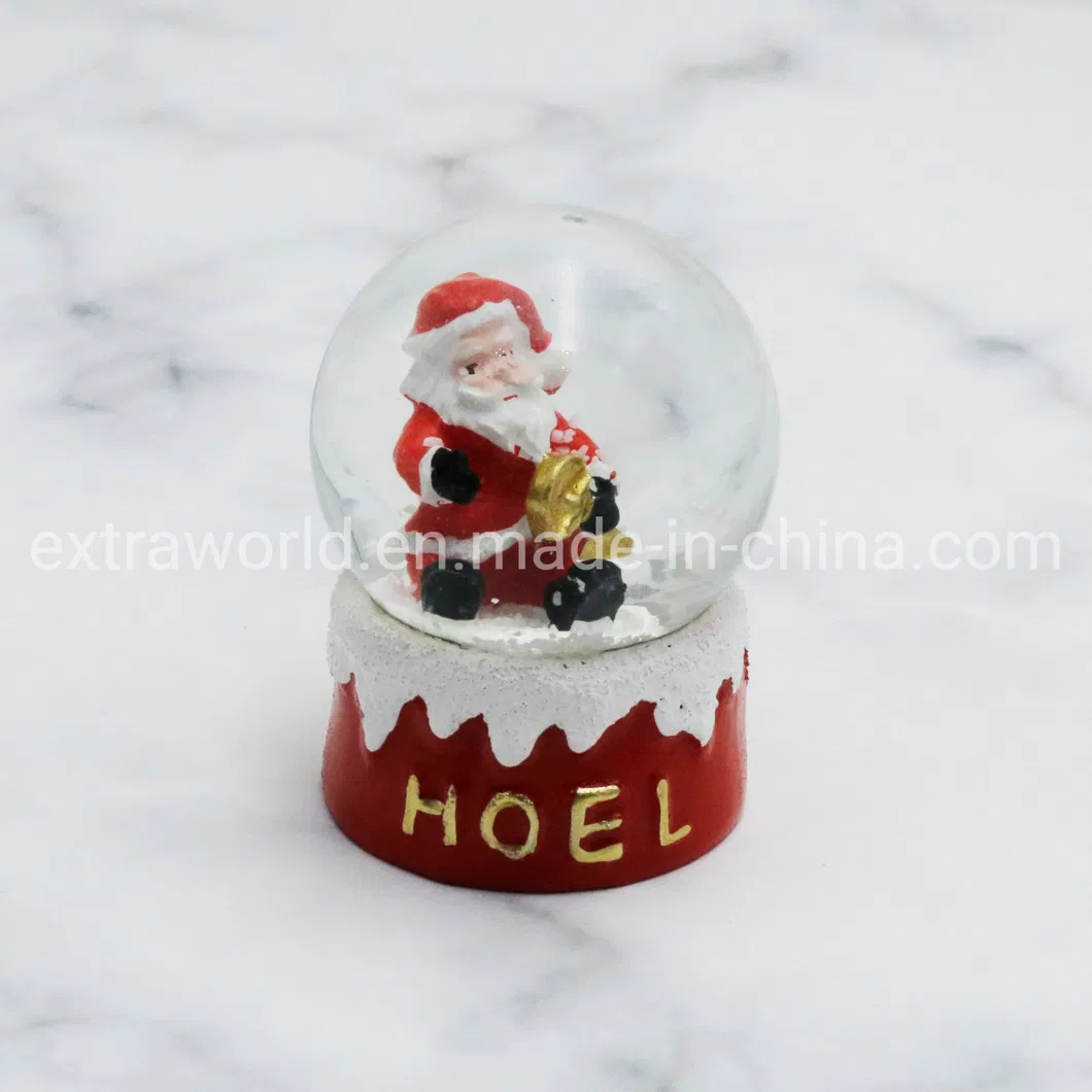 Hot Sale Christmas Resin Water Balls Santa′s Snowball for Xmas Decoration