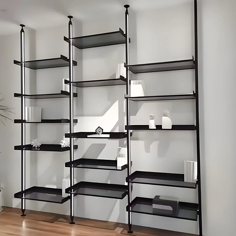 Multifunctional Closet With Columns