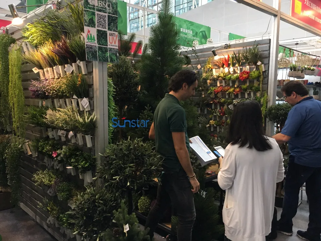 Plastic Artificial Grass Cedar Ball Potted 18cm Mini Bonsai Plant for Indoor Home Decorative Whole Sale 50870